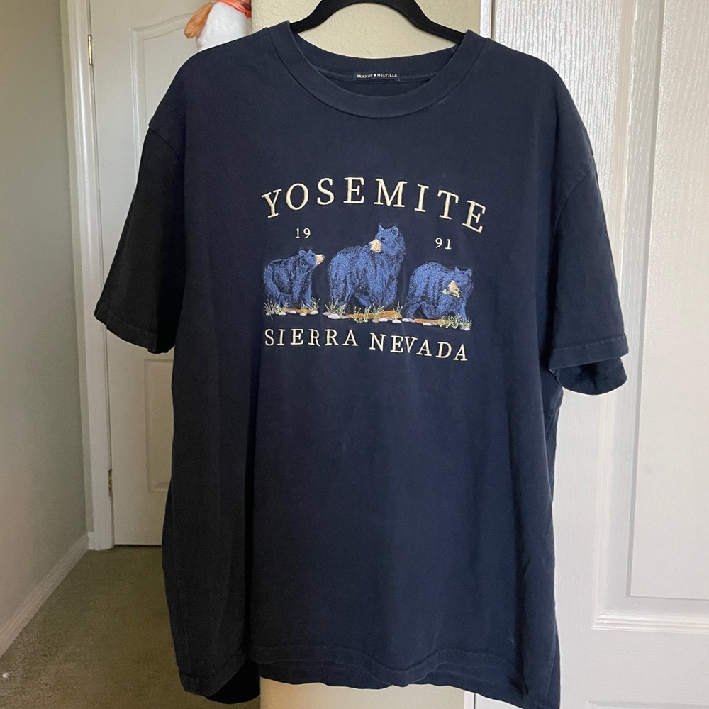 Brandy Melville Yosemite Sierra Nevada T-Shirt